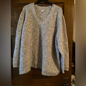 Comfy sweater, different shades of grey